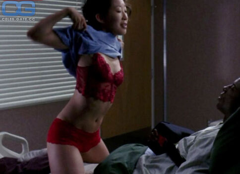 Sandra Oh
