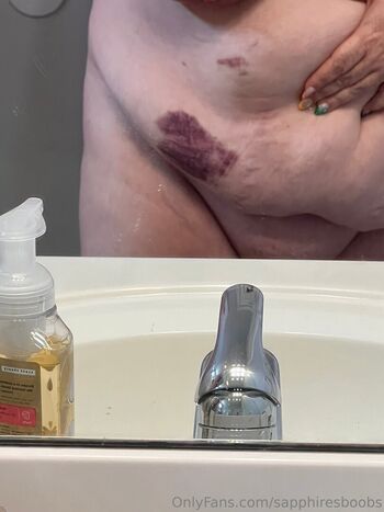 sapphiresboobs
