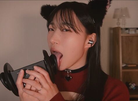 Sara ASMR