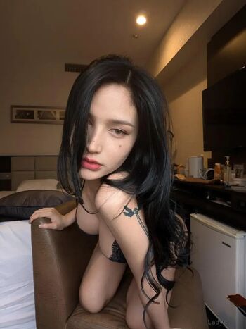 Sara Tokyo