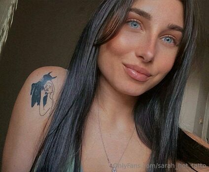 sarah_hot_tatto