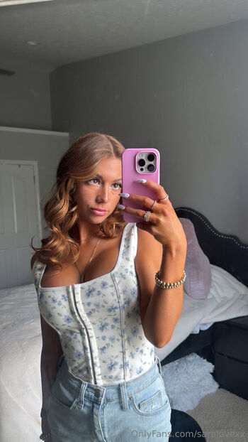 saralovexx