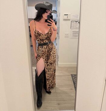 Saraya Bevis