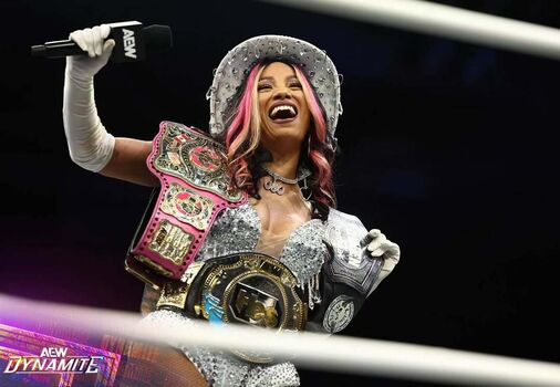 Sasha Banks