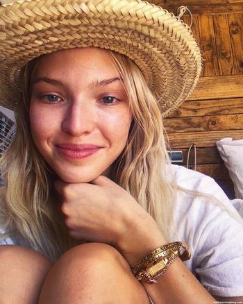 Sasha Luss