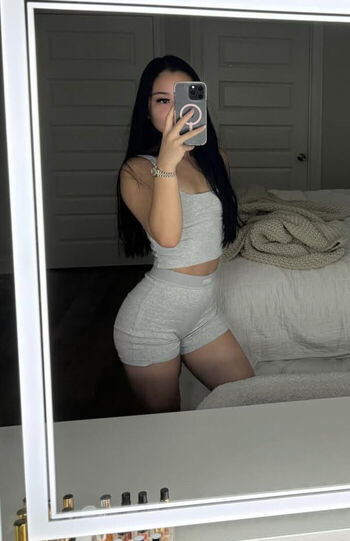Sashaaaxoxo