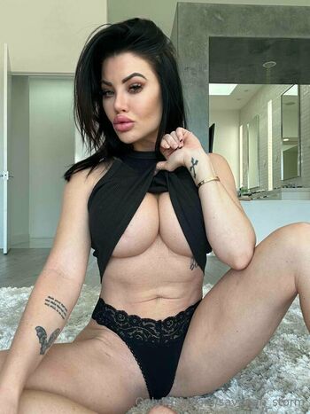 Savanah Storm