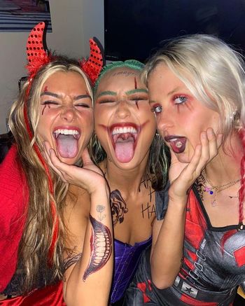 Schlenker Sisters