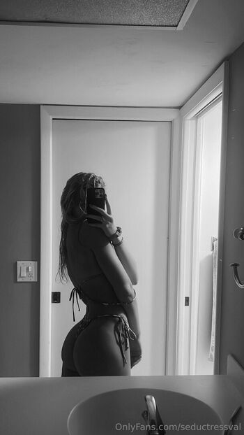 seductressval