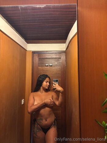selena_liora