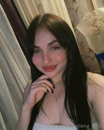selena_mills
