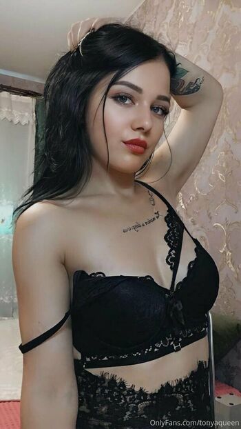 selenaadoll1