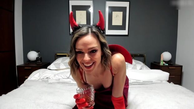 Serenity Cox