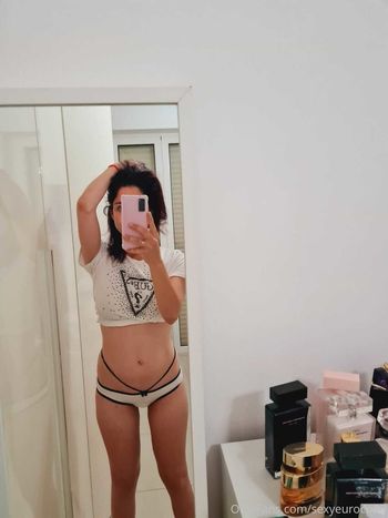 sexylatinawife