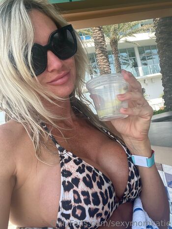 sexymomkatie