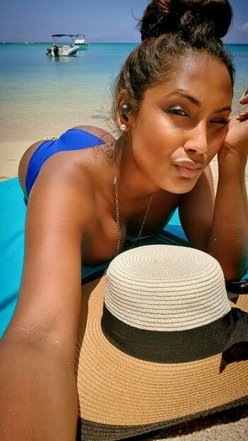 shaniadina