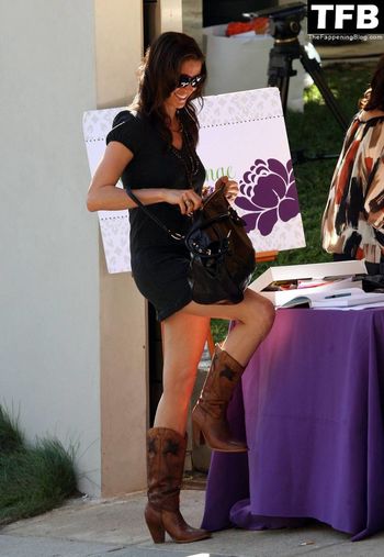 Shannon Elizabeth