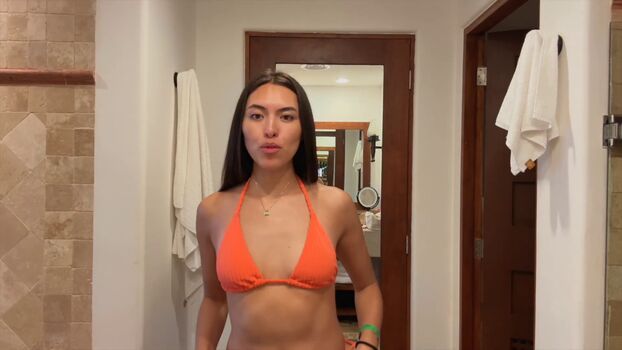 Shanti Tan