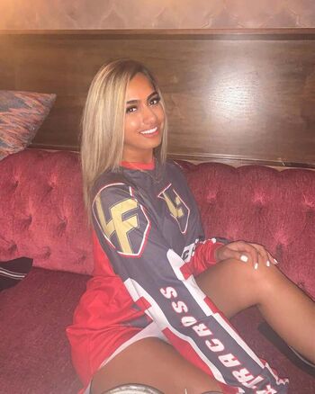 Shayna