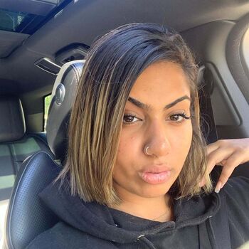 Shayna