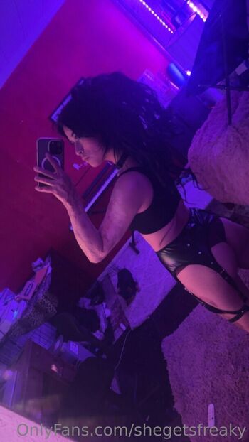 shegetsfreaky