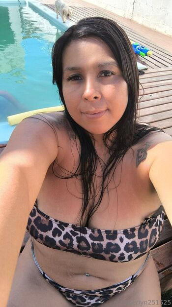 sherlyn251525