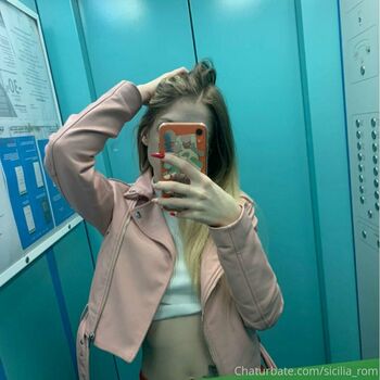 Shiny_lily