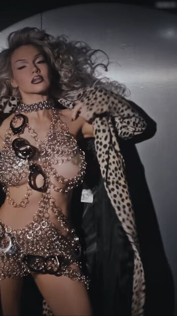 Shirin David