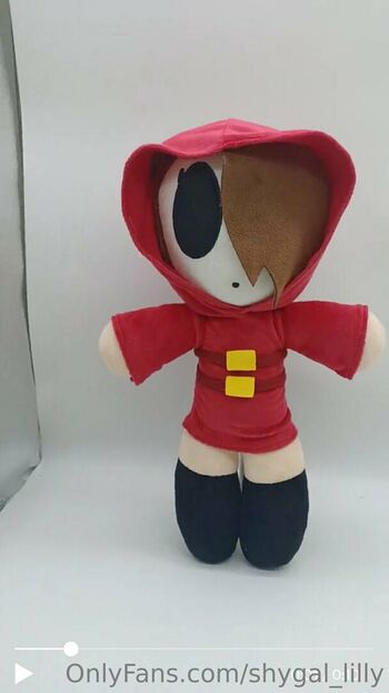shygal_lilly