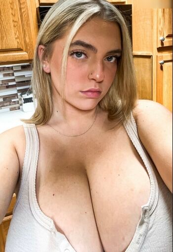 Sierra Bellingar sierrahp2