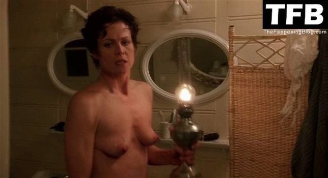 Sigourney Weaver