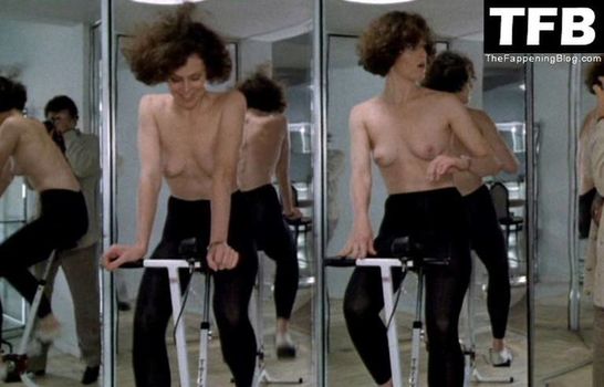 Sigourney Weaver