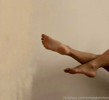 simplykimsfeet