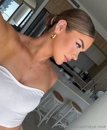 skye.rose