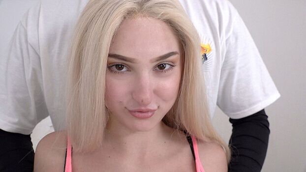 Skylar Vox