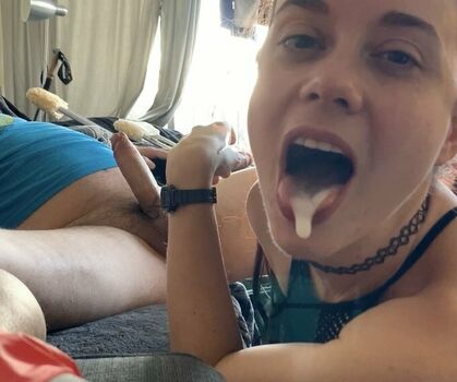 slut4sativa