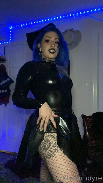 Slyvampyre