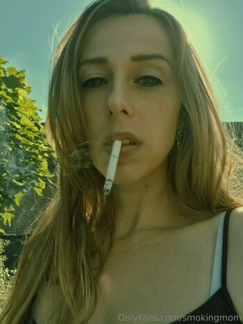 smokingmom