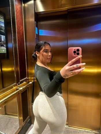 sofialoco18