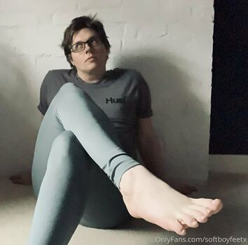 softboyfeetx