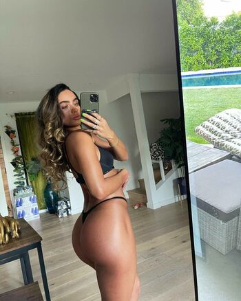 Sommer Ray