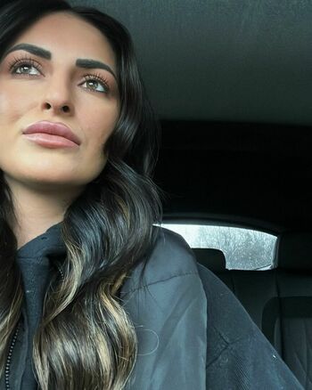 Sonya Deville