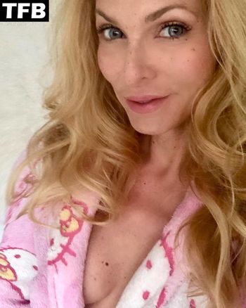 Sonya Kraus