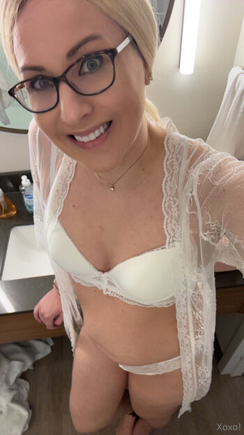 sophiaroseisreal