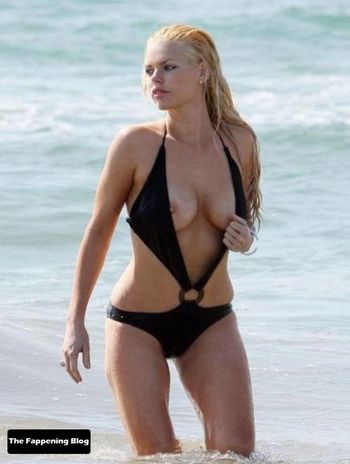 Sophie Monk