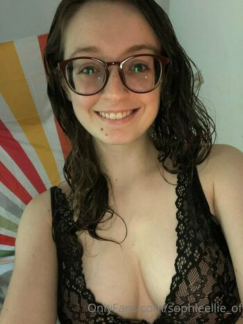 sophieellie_of