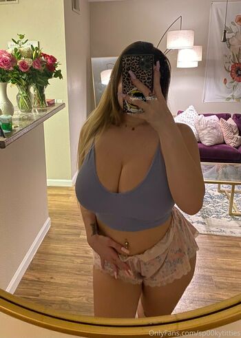 Sp00kytitties