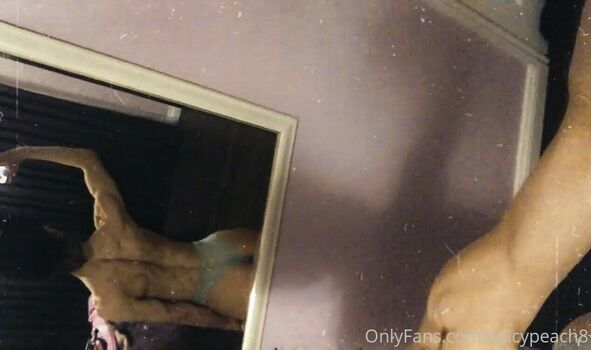 spicypeach8