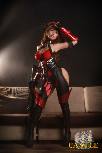 Spiral Cats Cosplay