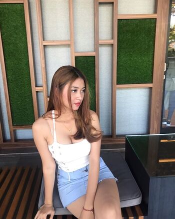 Sri Ayu Tarisa